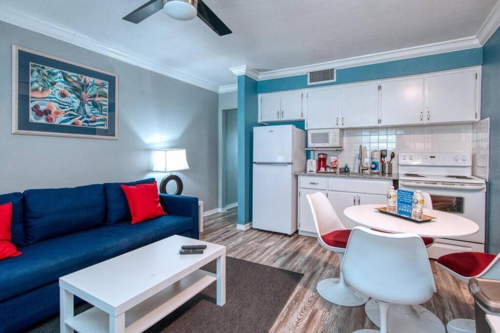 Sunset Beach Suites At Madeira Beach! Pet Friendly With Summer Breezes! - Suite 6 St. Pete Beach Exterior photo
